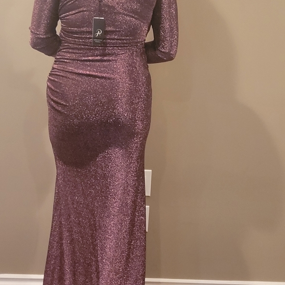 NEW WITH TAG ADRIANNA PAPELL GOWN - Picture 2 of 8